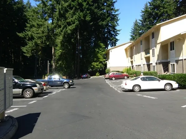 14010 Juanita Dr NE #B3, Kirkland, WA 98034