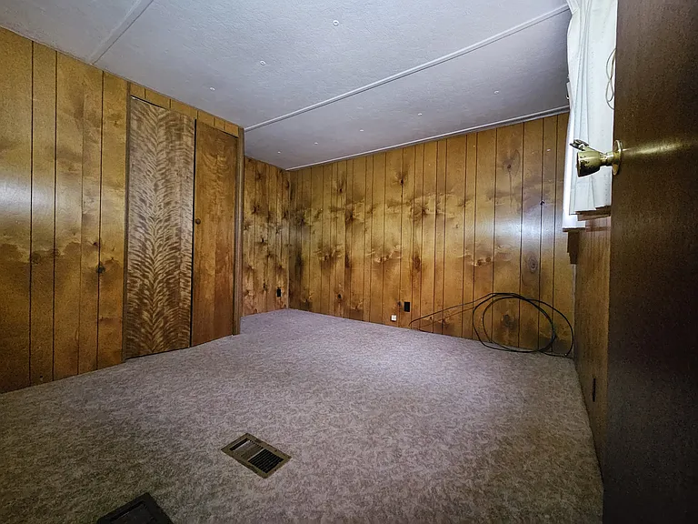108 Overton Ln — Photo 7