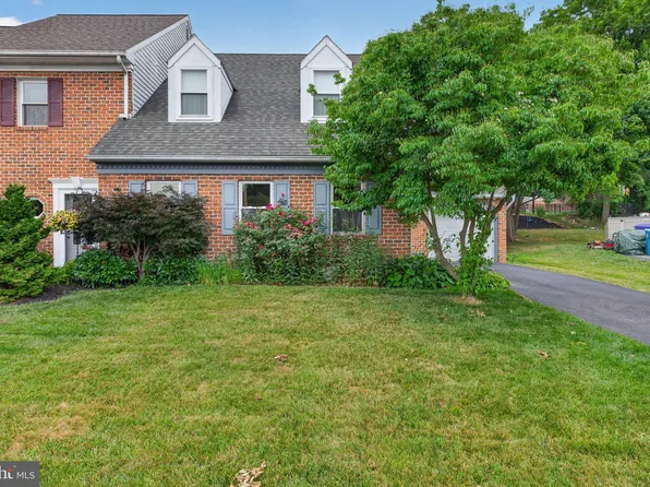 136 Rockford Sq, Mountville, PA 17554