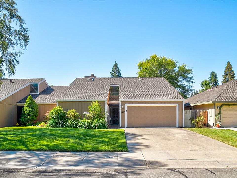 1st image of 1162 Spruce Tree Cir
