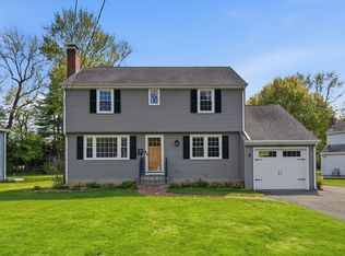 32 Meadowgate Street, Wethersfield, CT 06109