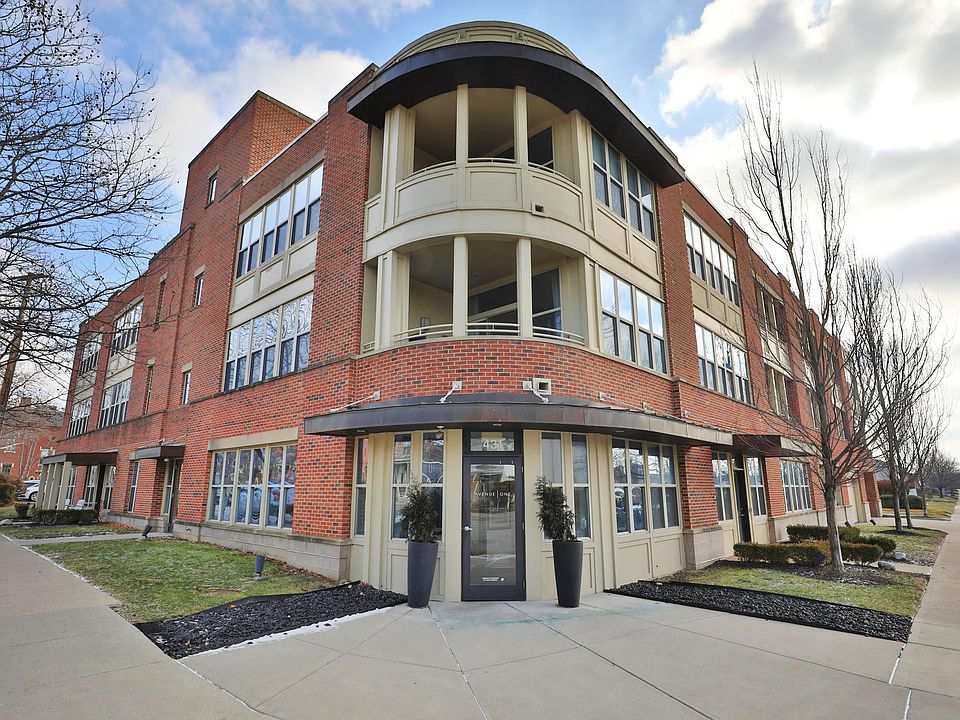 1st image of 431 W 1st Ave APT 303