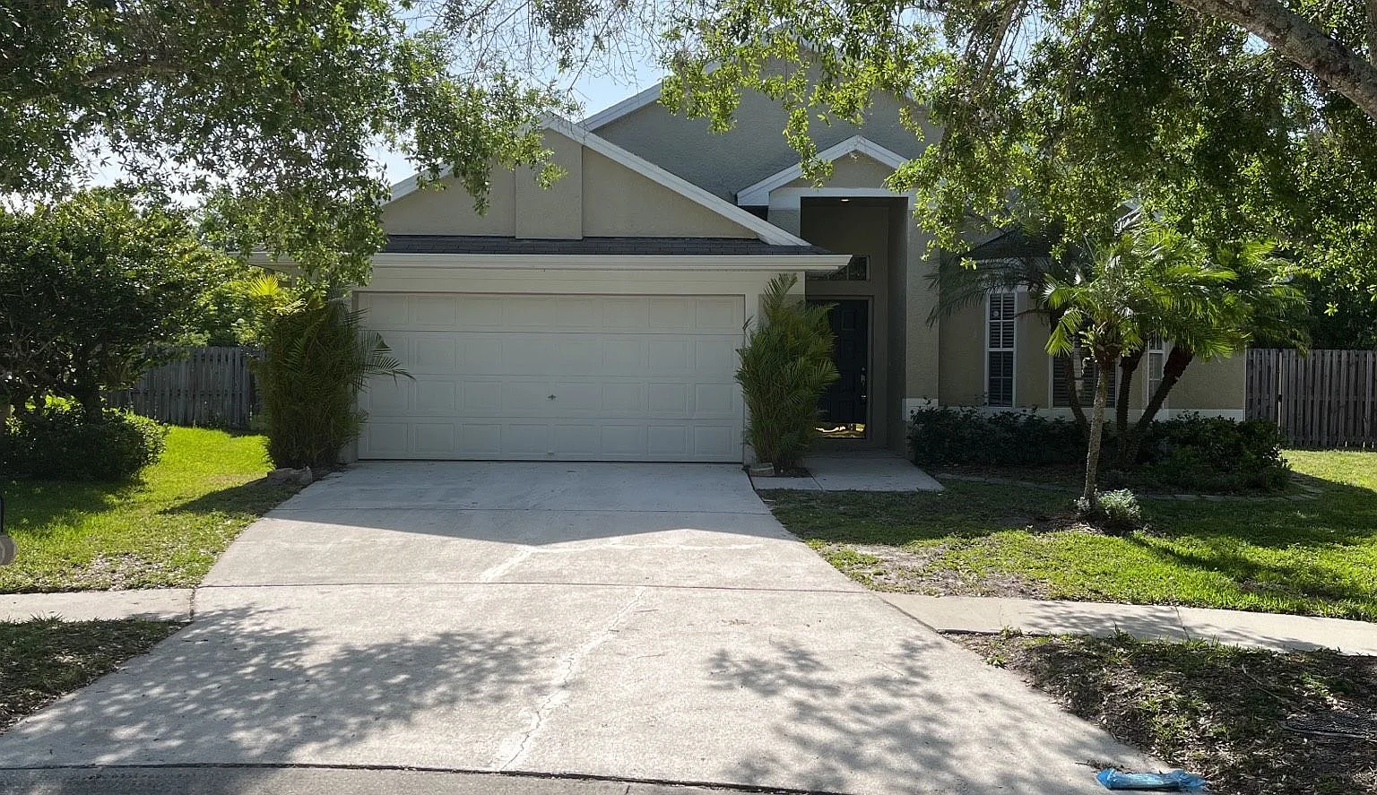 Beautiful 4-Bedroom Home for Rent in Villa Rosa Lutz, FL — Photo 1