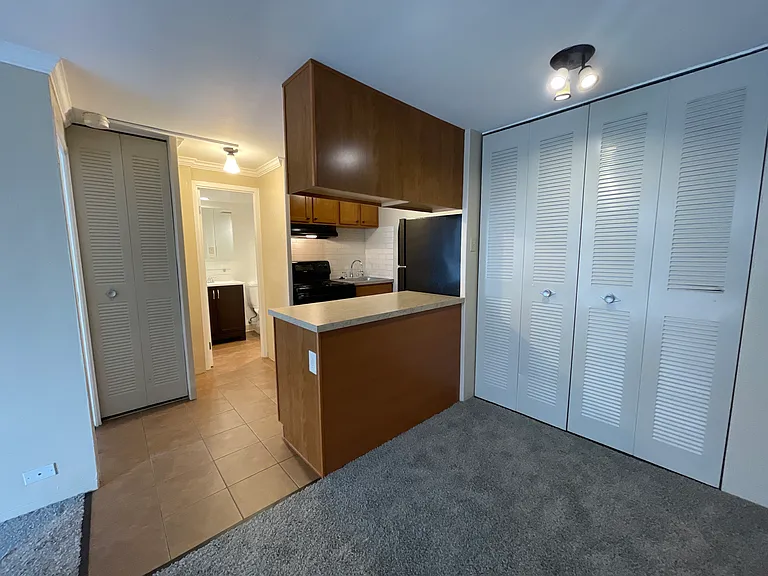 Residence at Governors Park — Photo 28