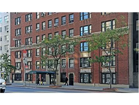 Rented by Douglas Elliman | media 38