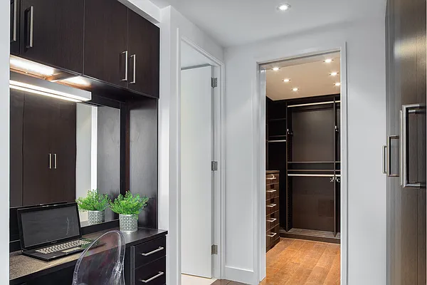 Sold by Stribling | media 11