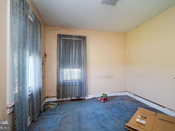 12th image of 491 Gunhart Rd