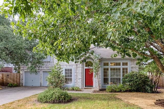 1st image of 2812 Little Elm Trl