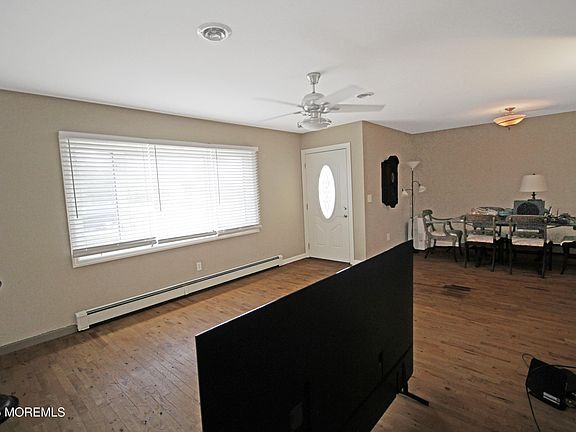4th image of 13 Shaw Court