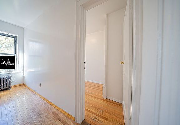 4th image of 2 Herkimer Ct #3