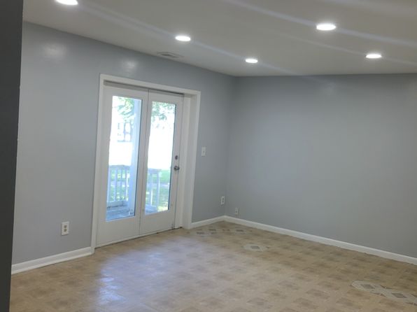 240 Schutt Rd #1B