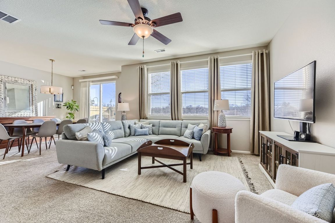 next background image