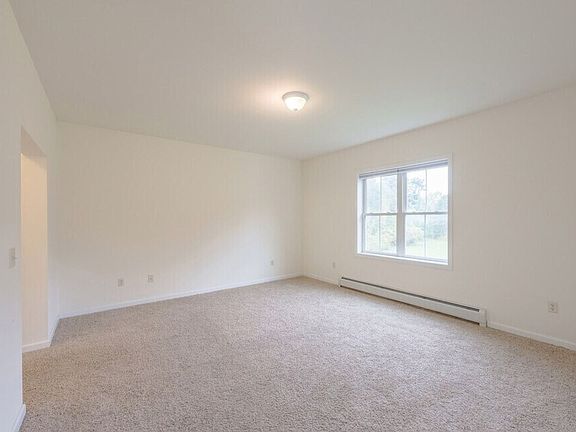 4th image of 150 Allen Rd #215