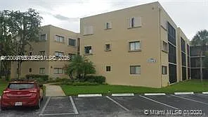 8045 SW 107th Ave #323 Photo 1