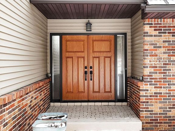 3rd image of 6851 Dugway Road