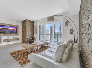 1300 Brickell Bay Dr APT 2511, Miami, FL 33131