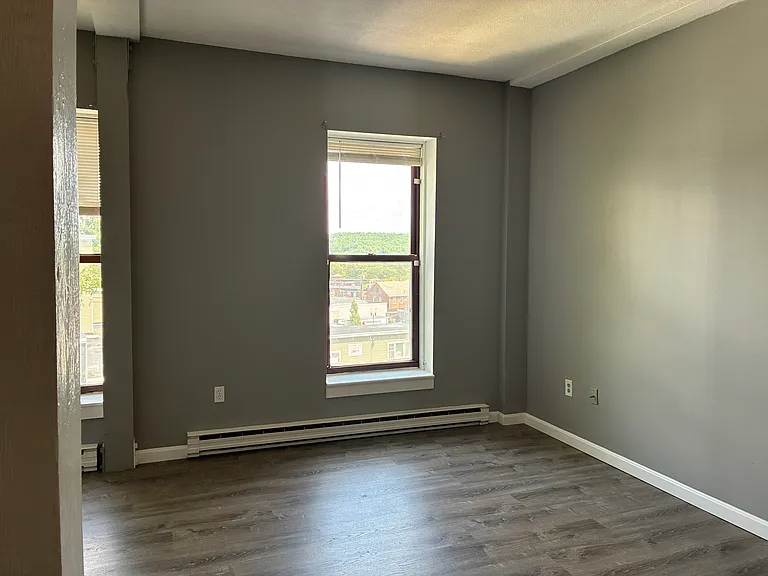 348 Main St #323 — Photo 6