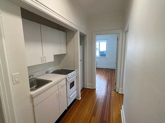 Rented by Highline Residential | media 22