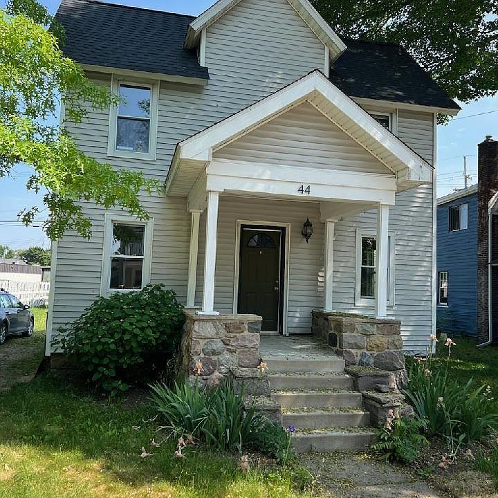 1st image of 44 Margaret St