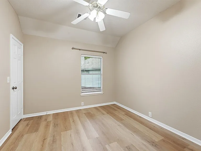 19311 Kristen Park Ct — Photo 21