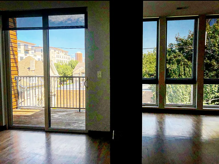 East Terrace Apartments - 203 — Photo 14