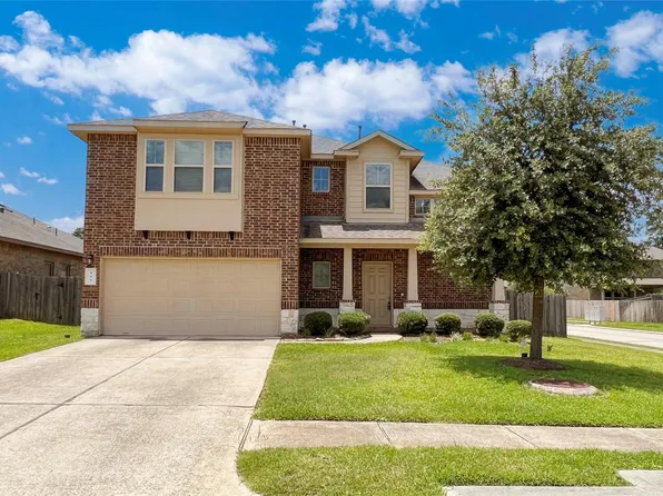 166 Meadow Grove Dr, Conroe, TX 77384