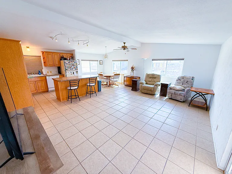 11334 S Bonnie Ave #1 — Photo 7