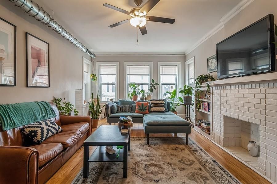 1st image of 3216 W Cortez St #3216B