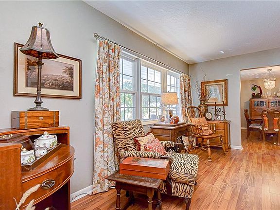 5th image of 12119 Riverhills Dr