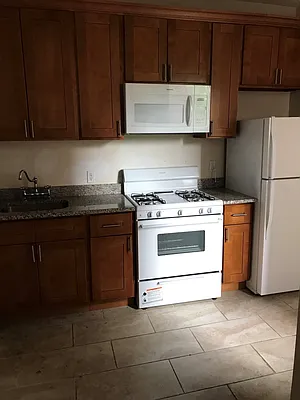 Rented by Smart NY Realty LLC | media 10