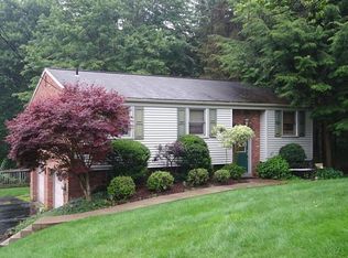 511 Laurel Dr, Canonsburg, PA