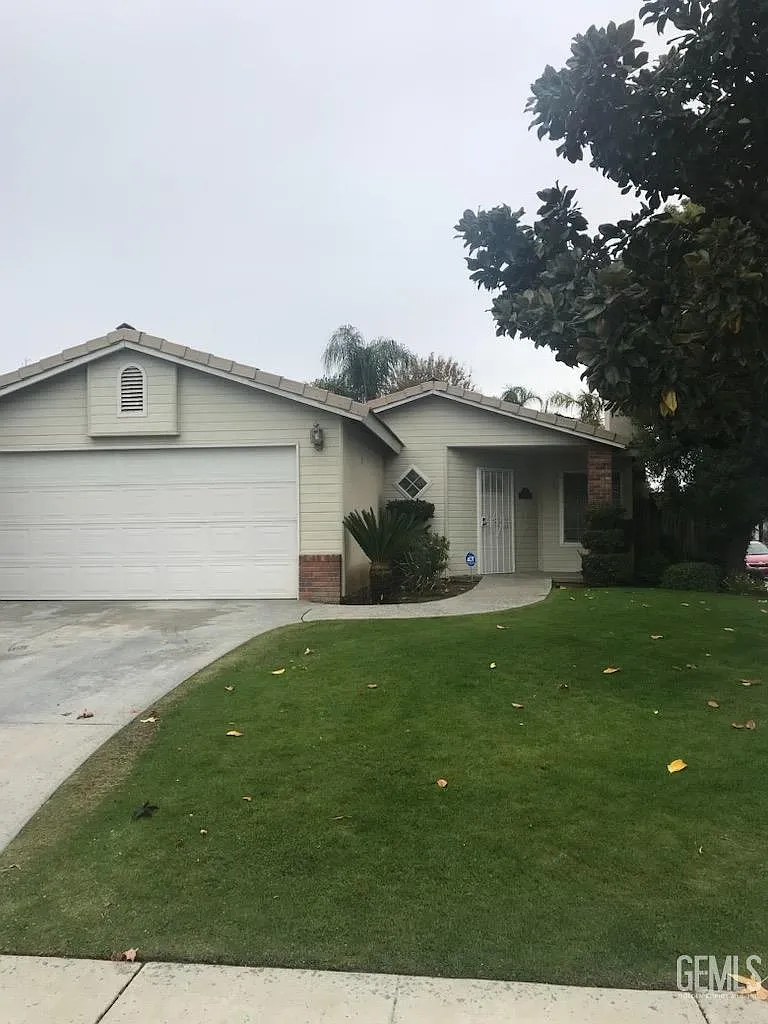 8102 Newhaven Ct photo 1