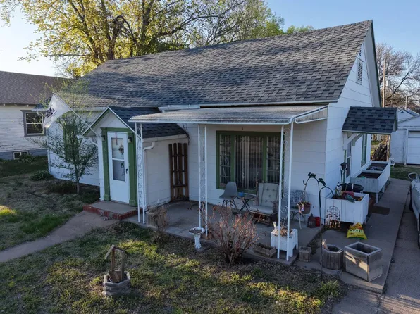 316 W New York St, Smith Center, KS 66967