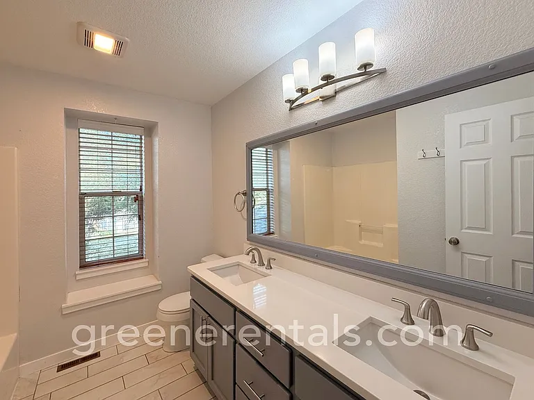 1206 Tabitha Ct NW — Photo 31