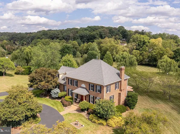 160 Wilton Dr, Winchester, VA 22603