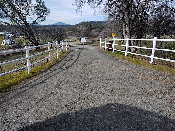 3rd image of 13463 Nectorberry Ln