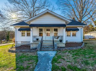 77 Nawaka Ave, Rossville, GA 30741