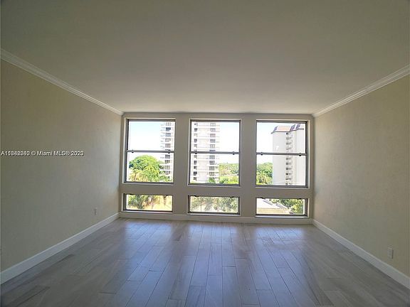 5th image of 700 Biltmore Way APT 616