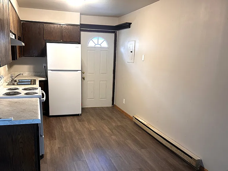 736 E Beacon Ave #5 — Photo 2