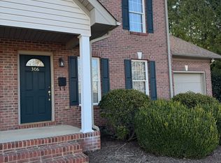 306 4th Ave NW, Conover, NC 28613