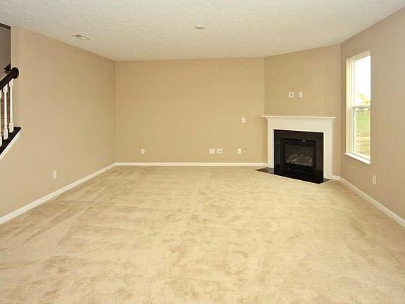 This photo is of the same model but in a different CalAtlant