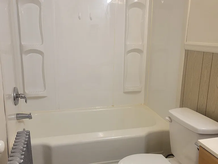 99 Cummins St #2 — Photo 21