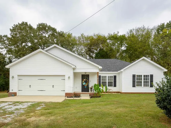 538 County Road 70, Rogersville, AL 35652