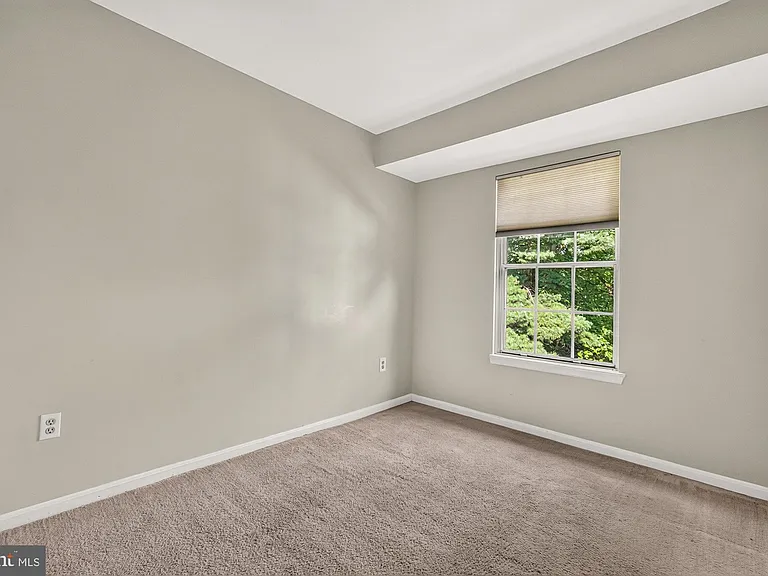 20208 Shipley Ter #302 — Photo 10