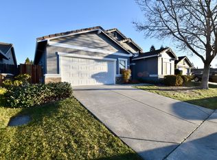 8424 Zinnia Way, Elk Grove, CA 95624
