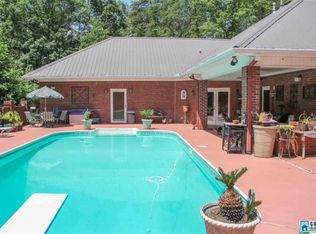 129 High Crest Rd, Pelham, AL 35124