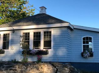 707 Island Ave, Long Island, ME 04050