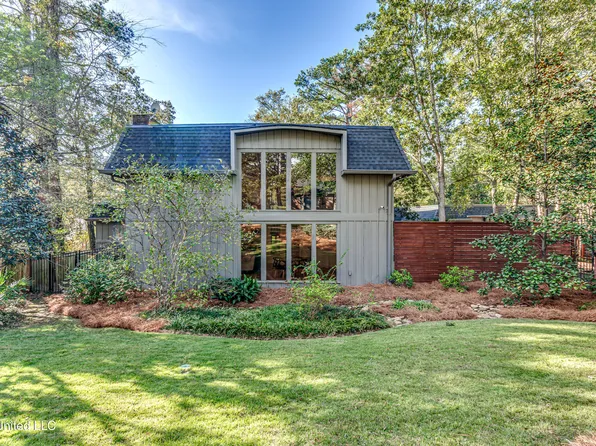 4053 Eastwood Pl, Jackson, MS 39211