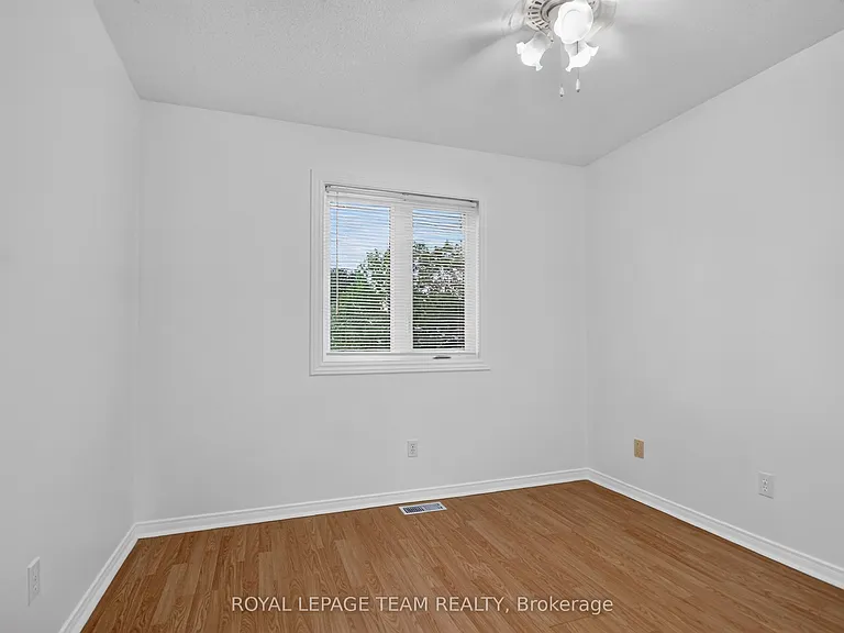 49 Jackman Ter — Photo 24