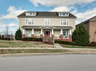 1102 Park Run Dr, Franklin, TN 37067